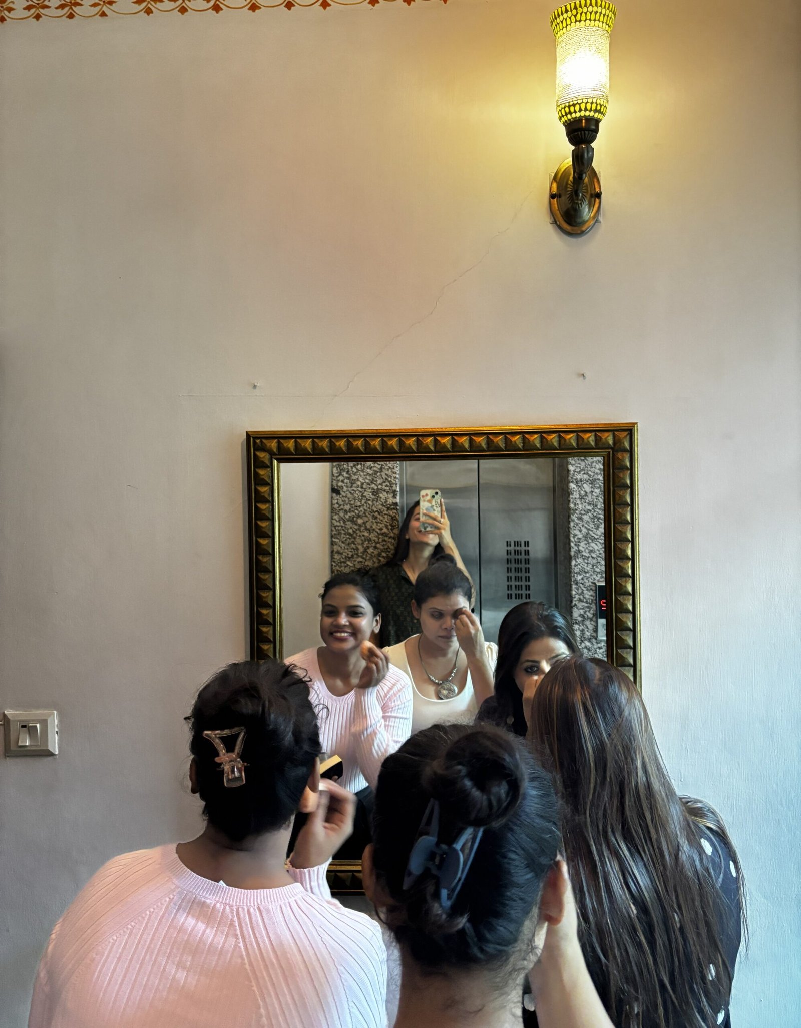 Girls getting ready for the day.01